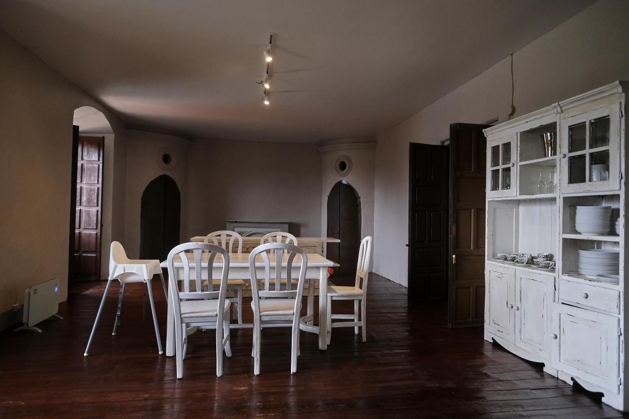 Casa Rural Palacio Conde De Aldana Con Piscina Entre Encinares Y Dehesas Terradillos Dış mekan fotoğraf