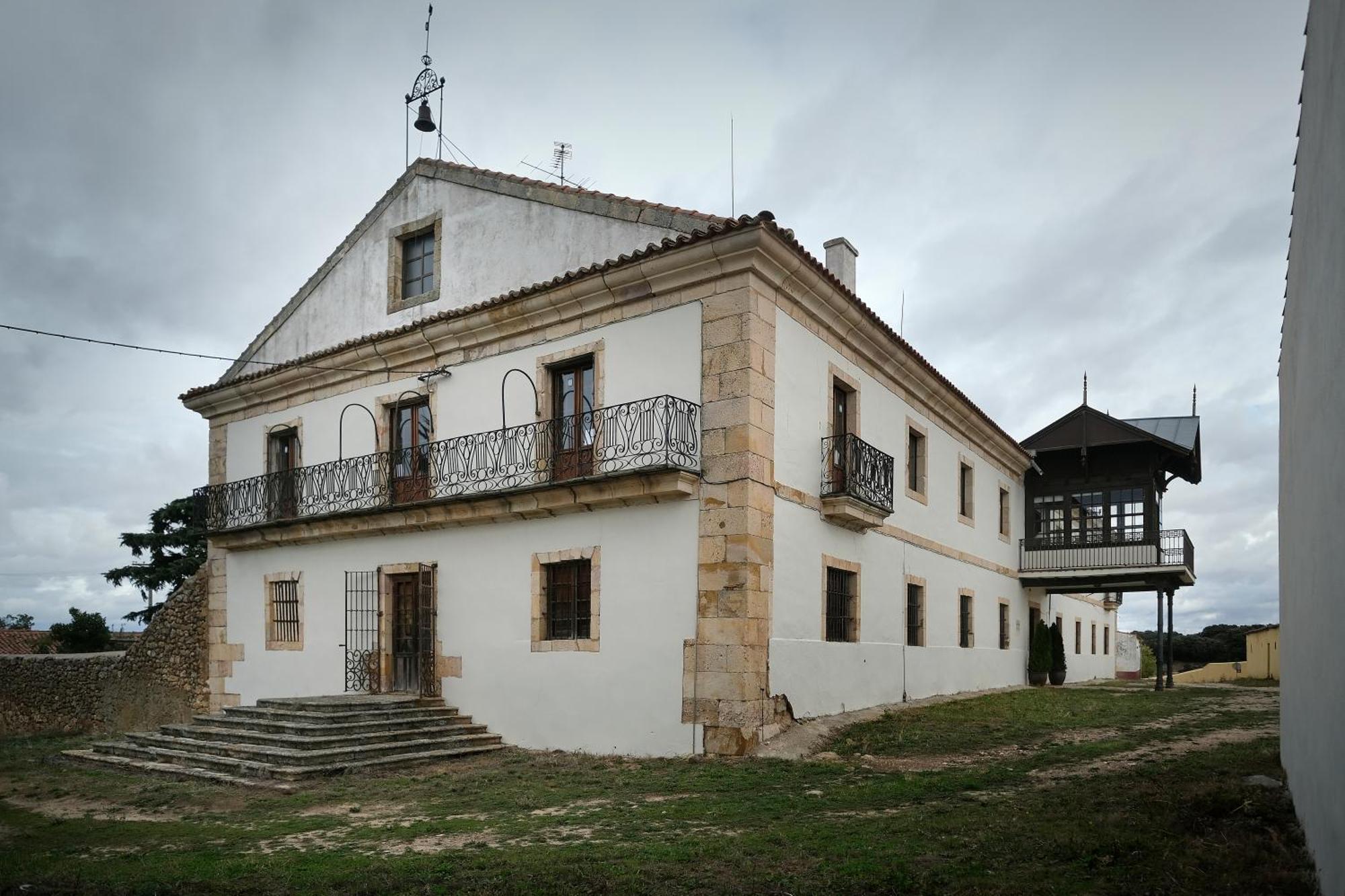 Casa Rural Palacio Conde De Aldana Con Piscina Entre Encinares Y Dehesas Terradillos Dış mekan fotoğraf