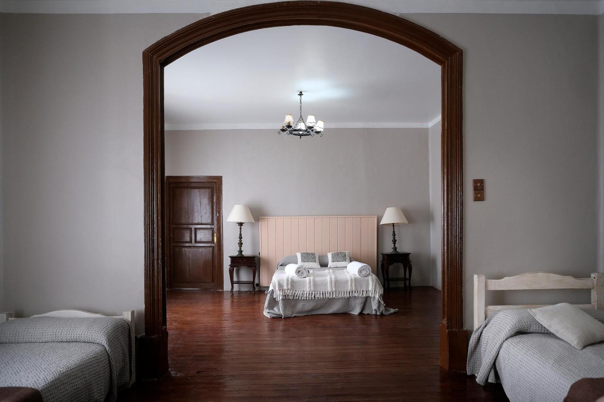Casa Rural Palacio Conde De Aldana Con Piscina Entre Encinares Y Dehesas Terradillos Dış mekan fotoğraf