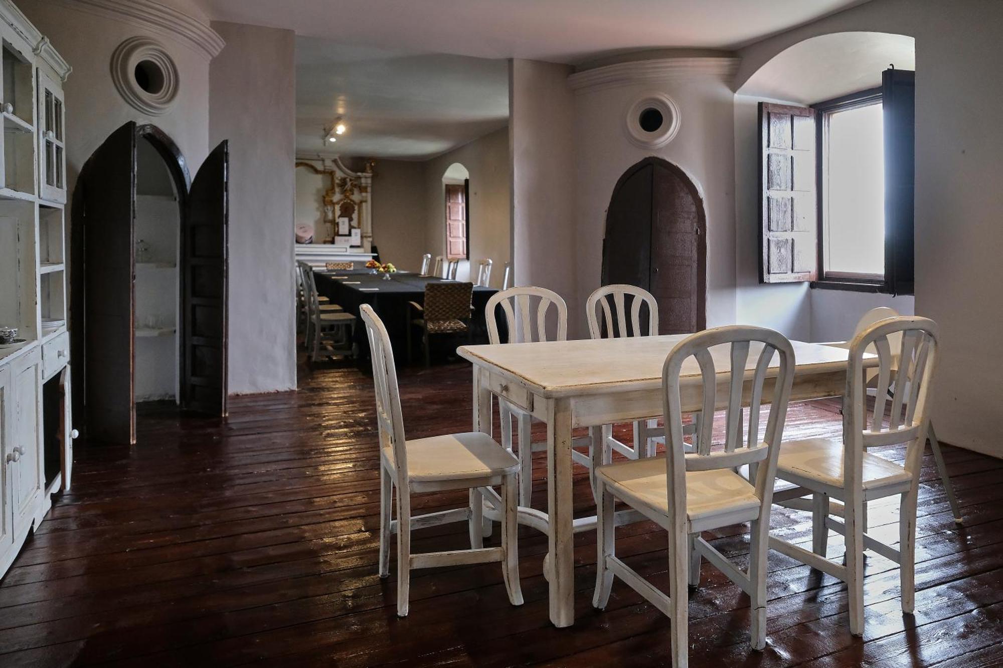 Casa Rural Palacio Conde De Aldana Con Piscina Entre Encinares Y Dehesas Terradillos Dış mekan fotoğraf