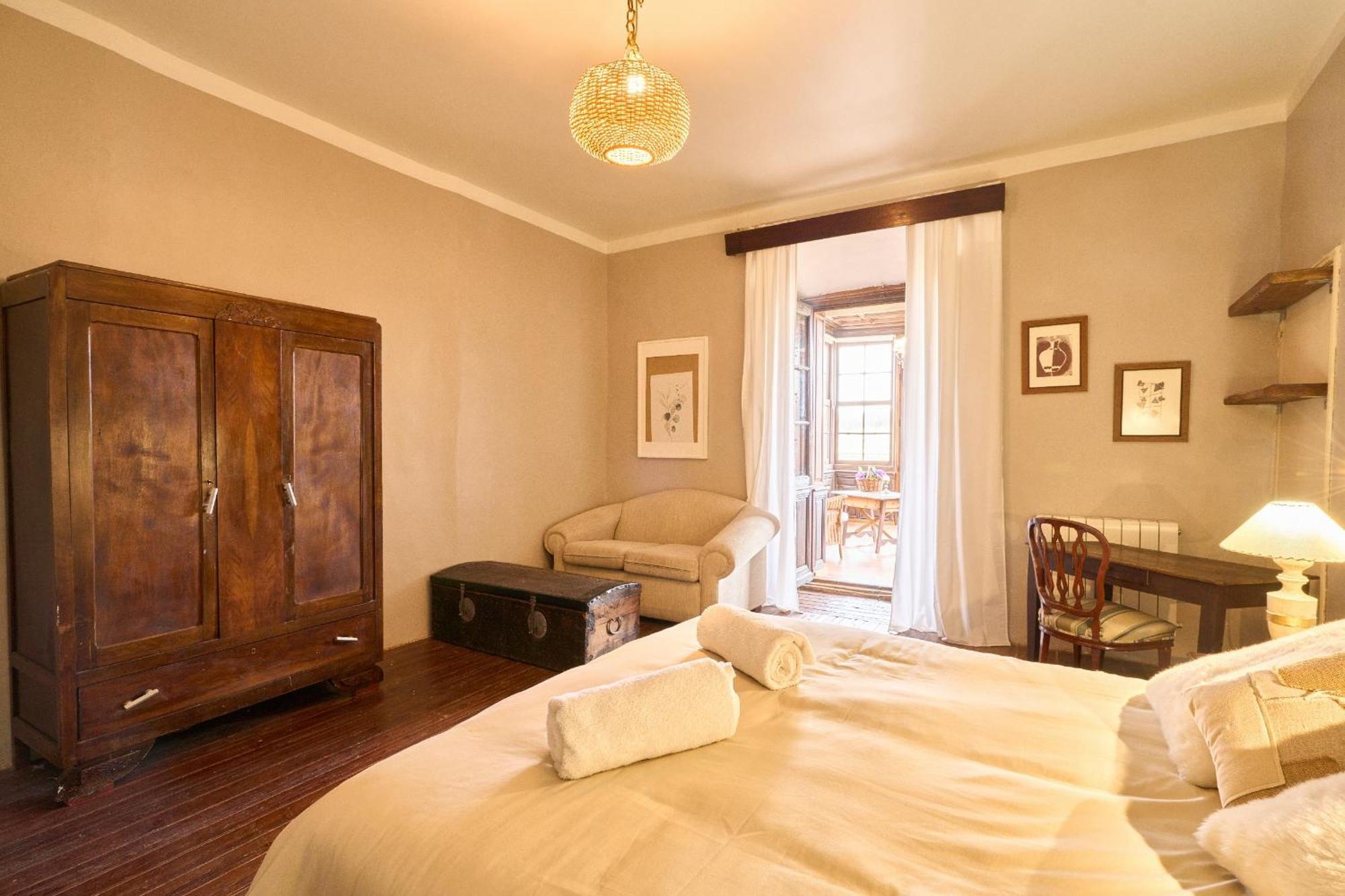 Casa Rural Palacio Conde De Aldana Con Piscina Entre Encinares Y Dehesas Terradillos Dış mekan fotoğraf